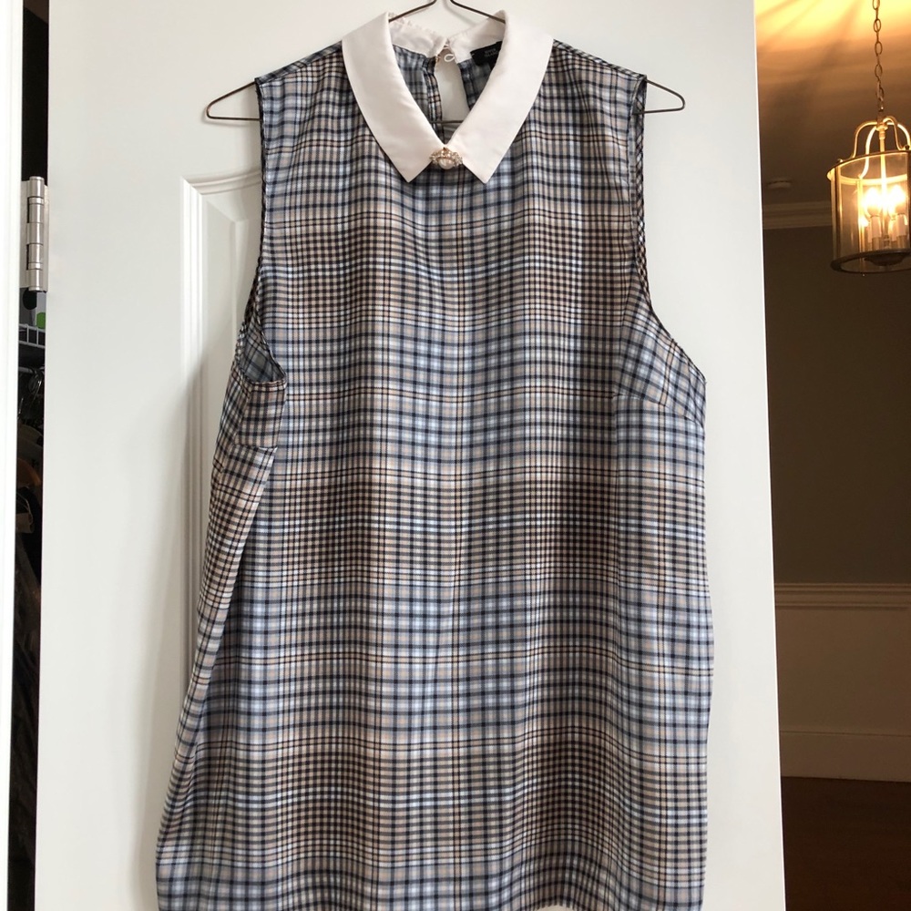 Checkered sleeveless top